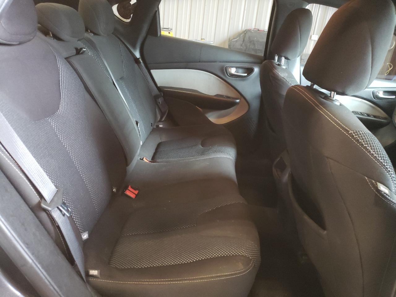Photo 6 from auction – 2015 DODGE DART SXT with VIN 1C3CDFBB3FD299072