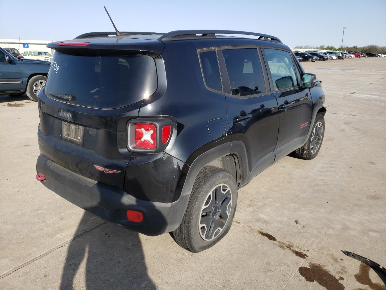Photo 4 from auction – 2017 JEEP RENEGADE T with VIN ZACCJBCB2HPG62073