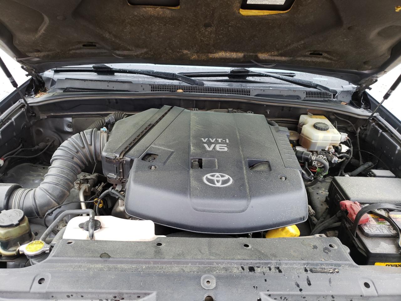 Photo 7 from auction – 2004 TOYOTA 4RUNNER SR with VIN JTEZU14R540022538