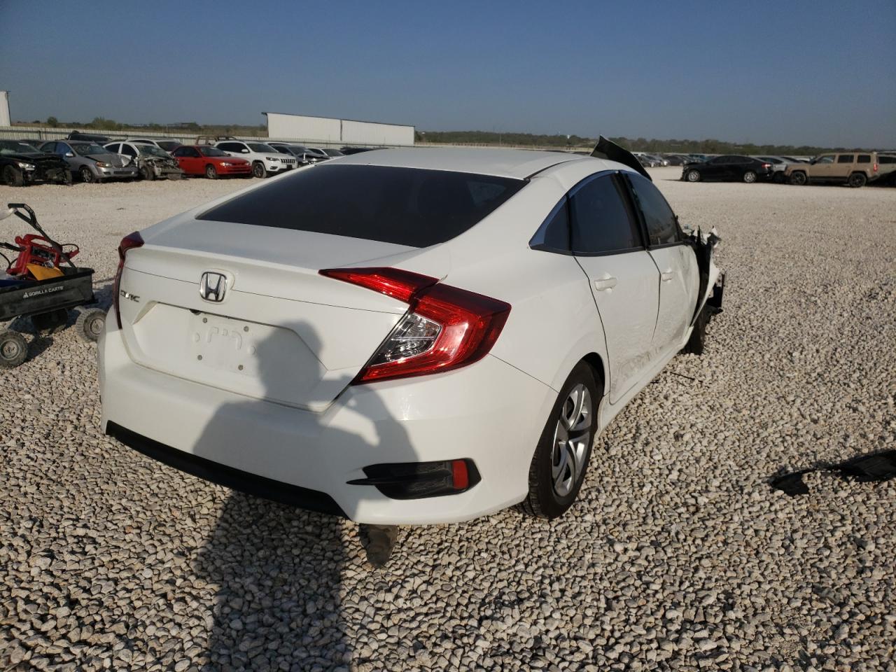 Photo 4 from auction – 2016 HONDA CIVIC LX with VIN 19XFC2F53GE053406