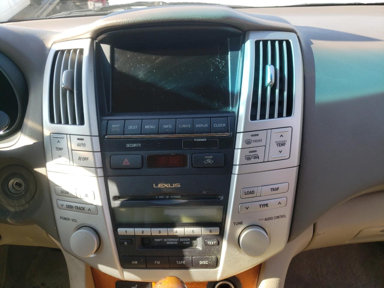 Photo 9 from auction – 2005 LEXUS RX 330 with VIN 2T2GA31U75C022472