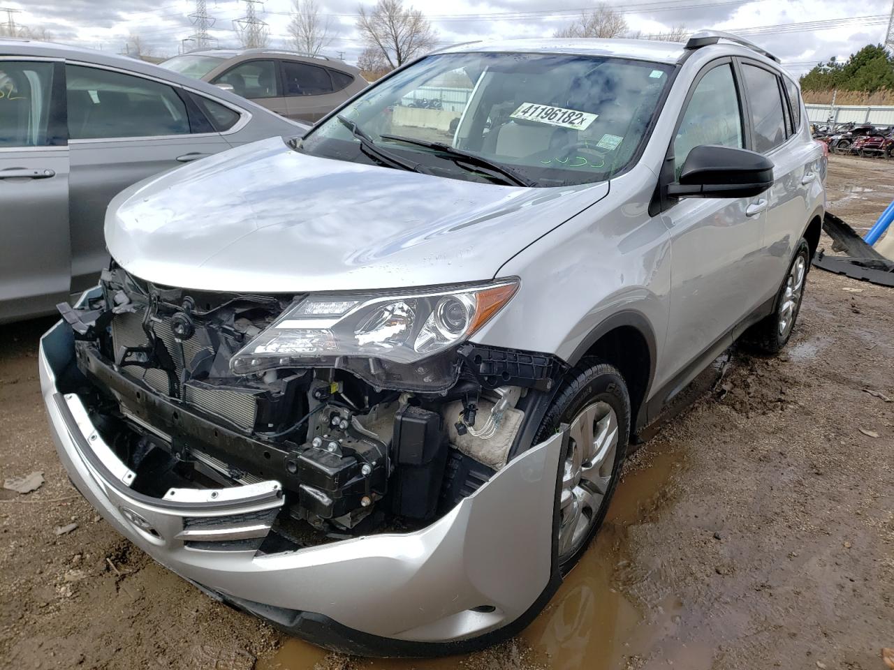 Photo 2 from auction – 2015 TOYOTA RAV4 LE with VIN 2T3BFREV2FW394718