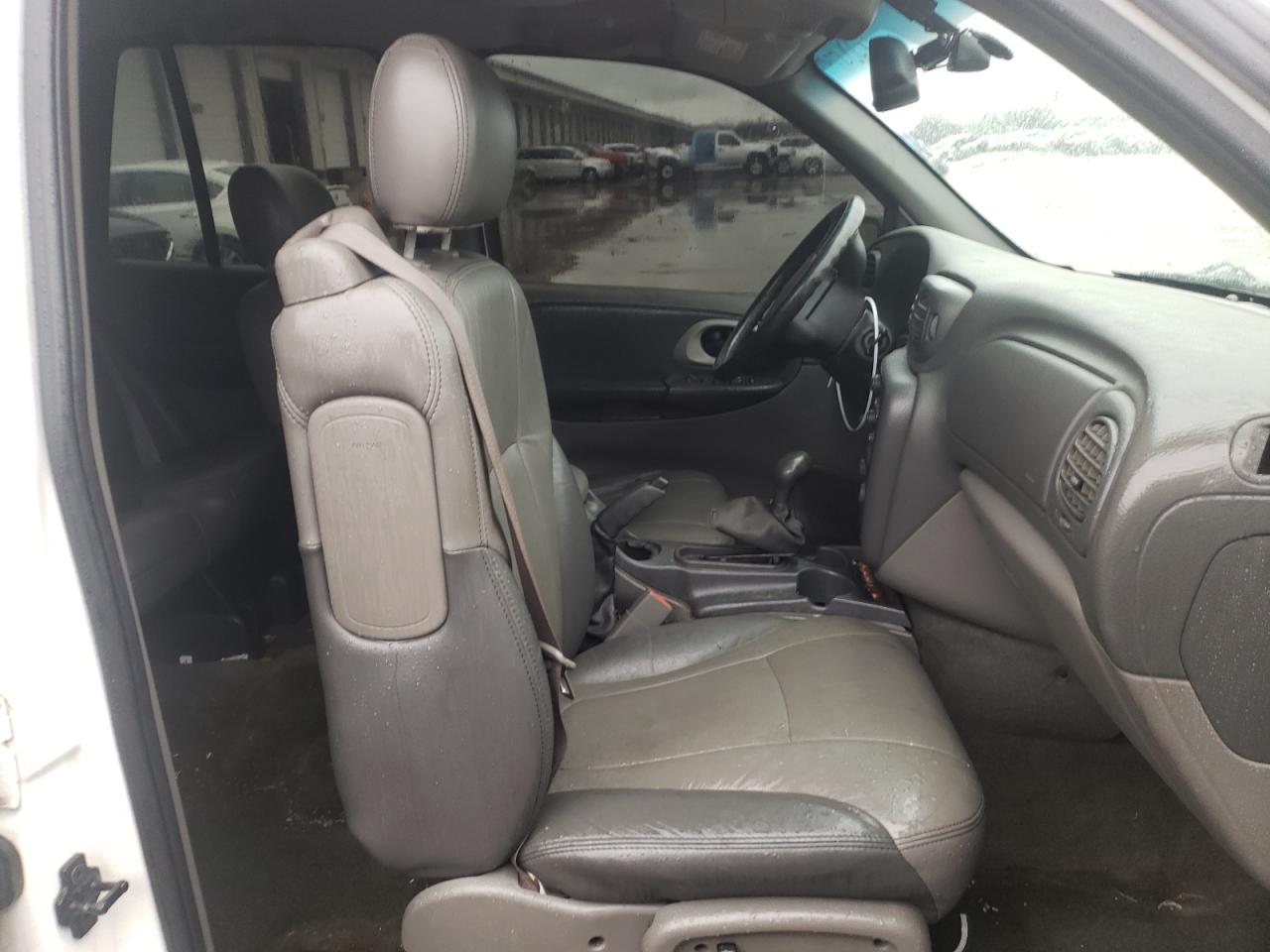 Photo 5 from auction – 2002 CHEVROLET TRAILBLAZE with VIN 1GNDT13SX22233748