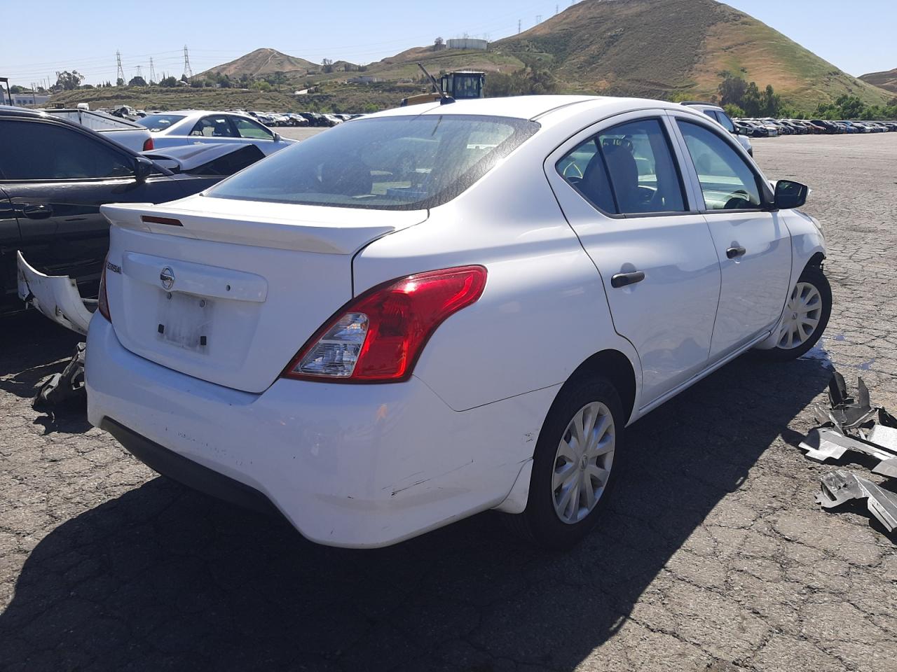 Photo 17 from auction – 2017 NISSAN VERSA S with VIN 3N1CN7AP0HL829588