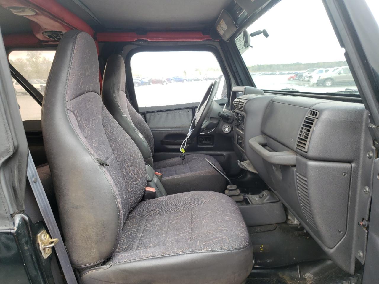 Photo 5 from auction – 2001 JEEP WRANGLER / with VIN 1J4FA49S71P348898