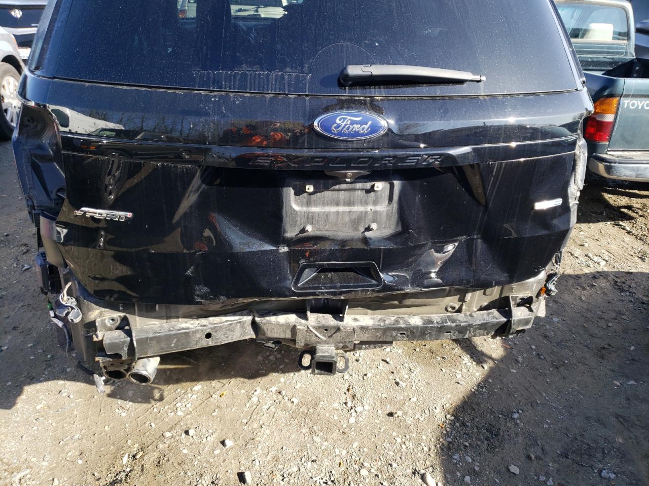 Photo 9 from auction – 2018 FORD EXPLORER S with VIN 1FM5K8GT7JGB44969