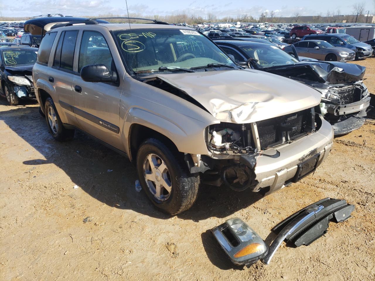 CHEVROLET TRAILBLAZE 2004 with VIN 1GNDT13SX42332394 - Photo from auction