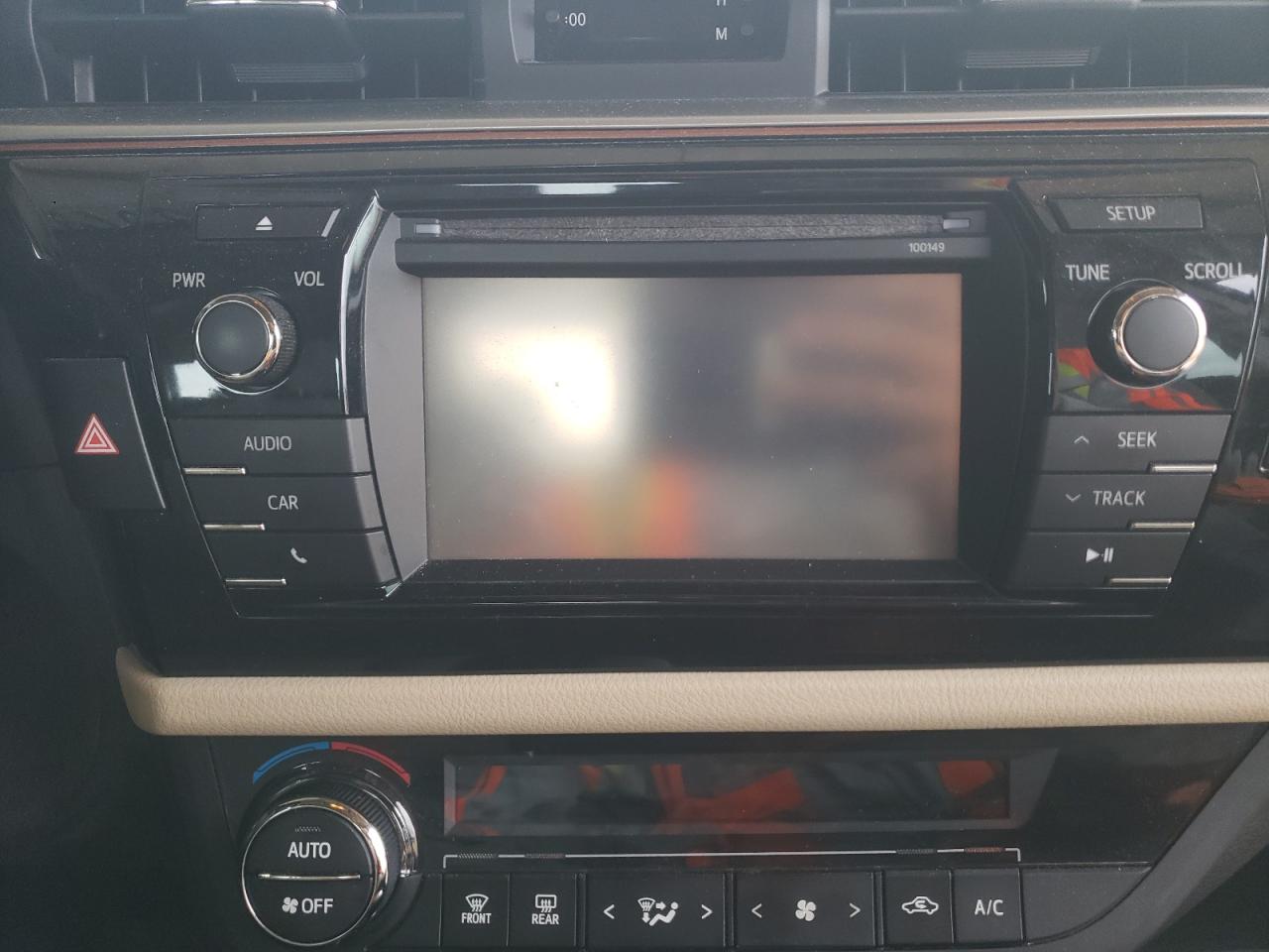 Photo 9 from auction – 2014 TOYOTA COROLLA L with VIN 5YFBURHE2EP120834