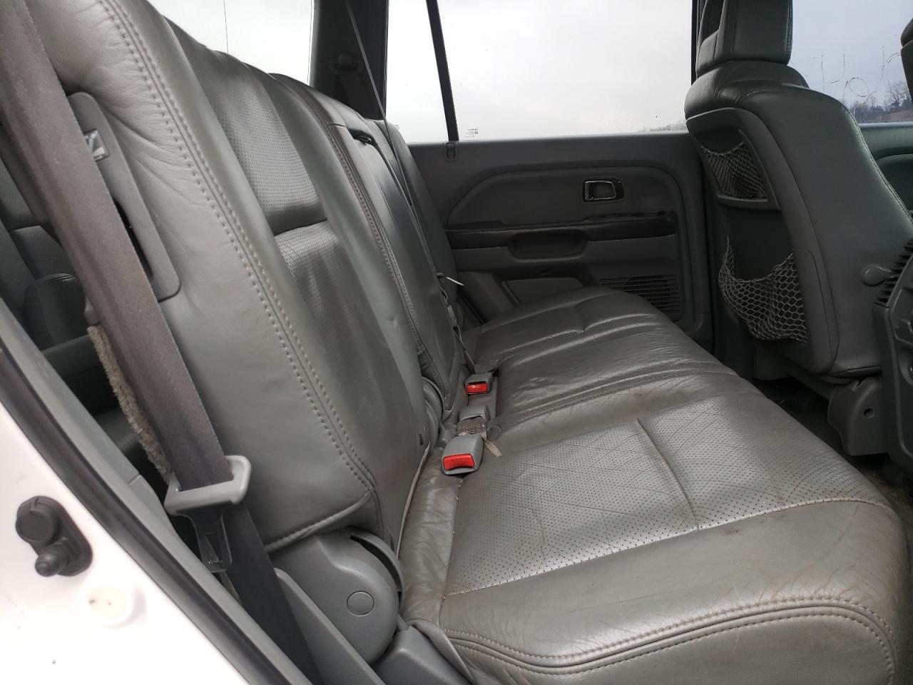 صورة رقم 6 من المزاد - 2004 HONDA PILOT EXL مع VIN 5FNYF18514B002709