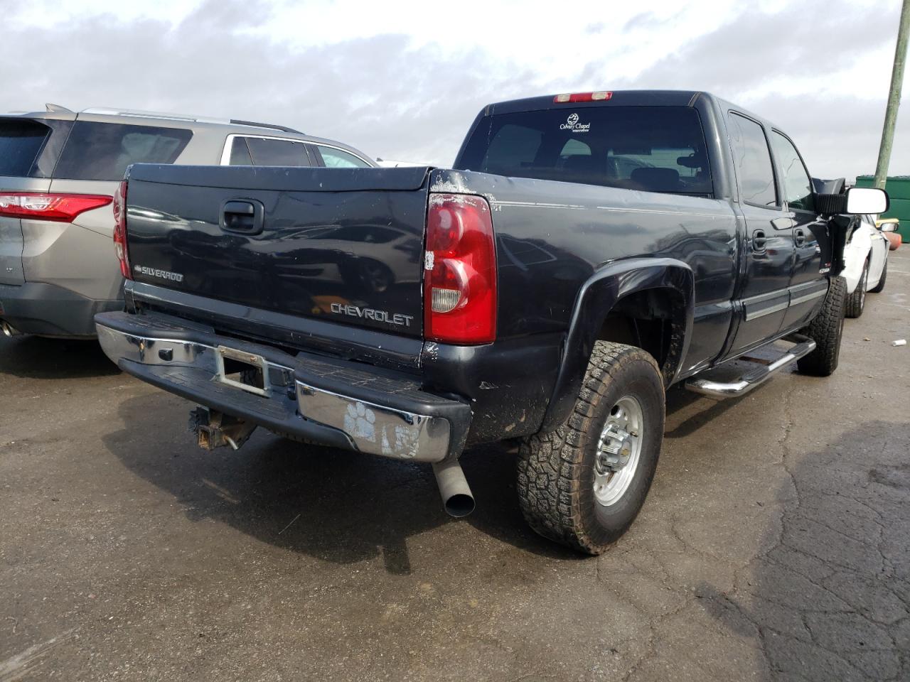 Photo 4 from auction – 2003 CHEVROLET SILVERADO with VIN 1GCHK23143F238299