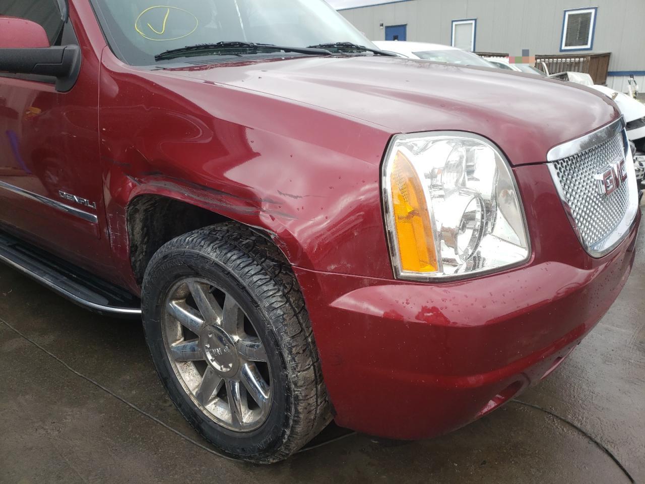 Photo 9 from auction – 2010 GMC YUKON DENA with VIN 1GKUKEEFXAR160748