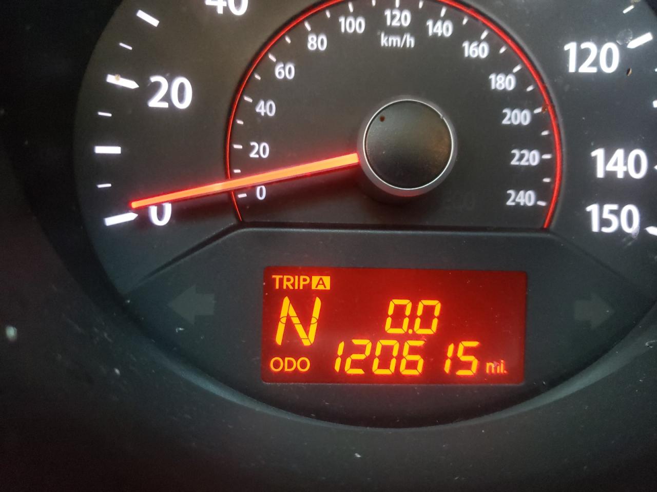 Photo 8 from auction – 2012 KIA SORENTO BA with VIN 5XYKT3A18CG215536