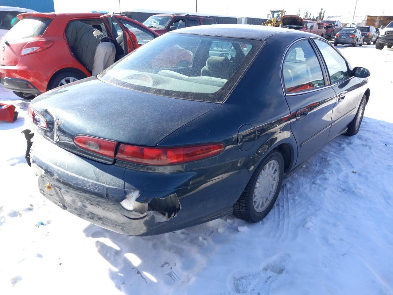 Photo 4 from auction – 1998 MERCURY SABLE GS with VIN 1MEFM50U4WA601346