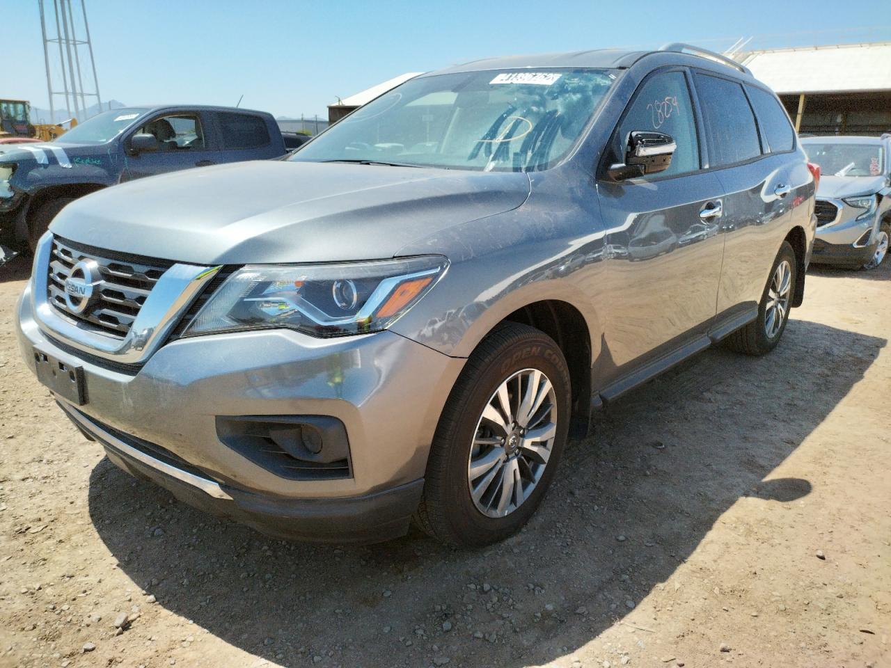 Photo 2 from auction – 2018 NISSAN PATHFINDER with VIN 5N1DR2MM9JC648691