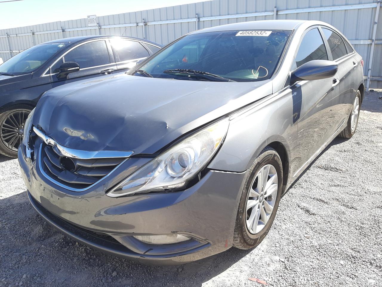 Photo 2 from auction – 2013 HYUNDAI SONATA GLS with VIN 5NPEB4AC5DH726767