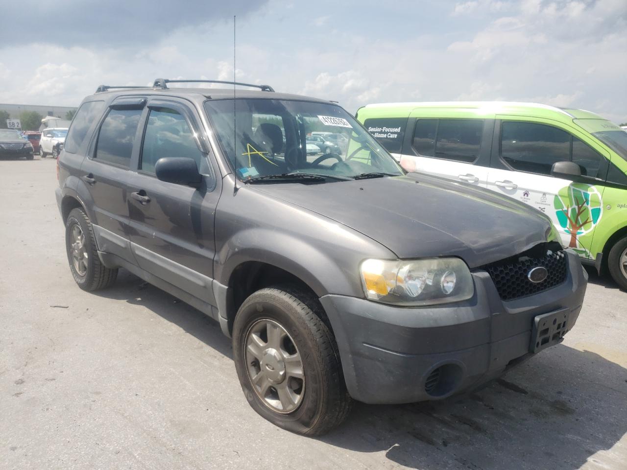 FORD ESCAPE XLS 2005 with VIN 1FMCU92Z55KB94730 - Photo from auction