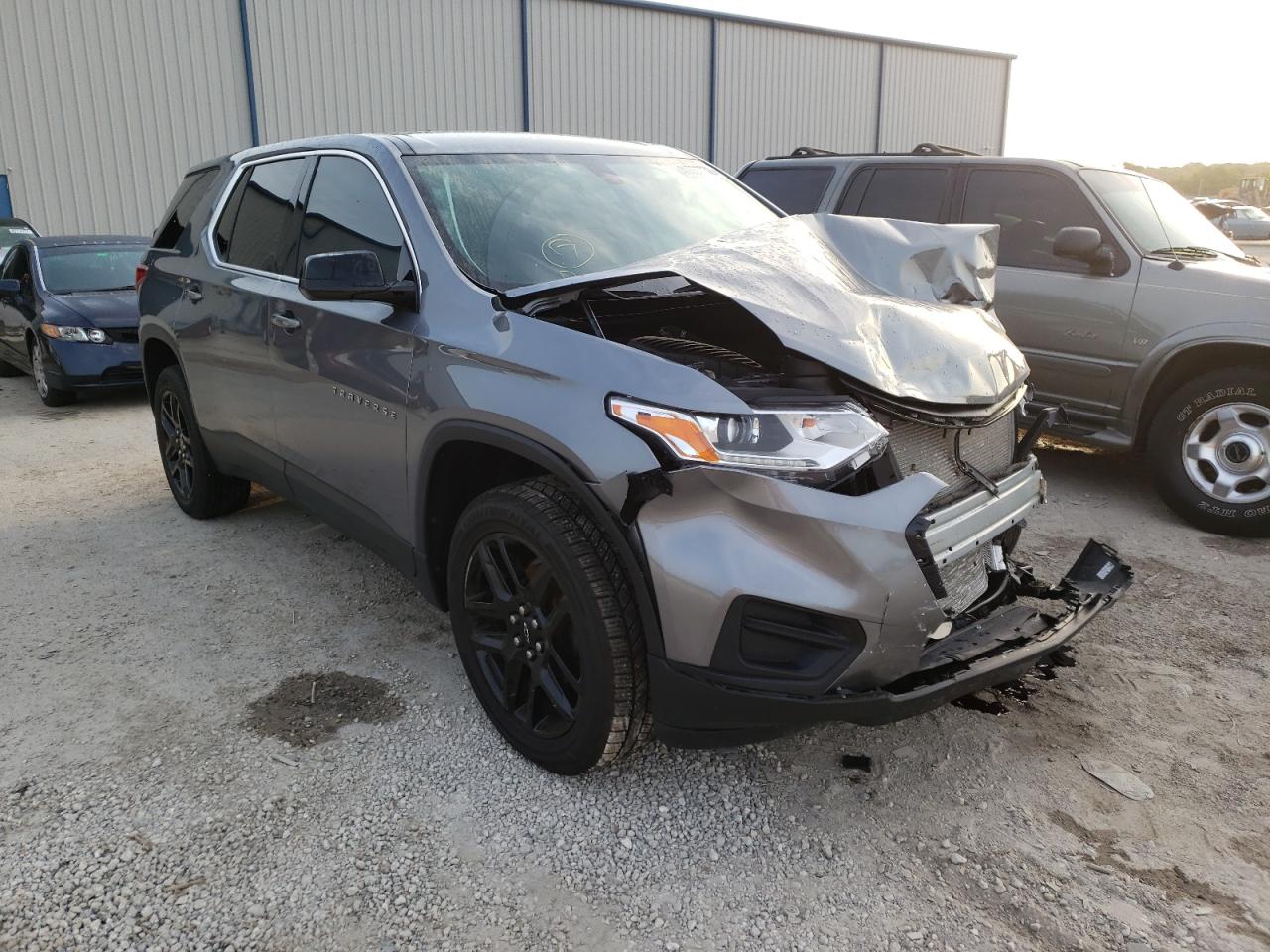 Photo 1 from auction – 2020 CHEVROLET TRAVERSE L with VIN 1GNERFKW2LJ237501