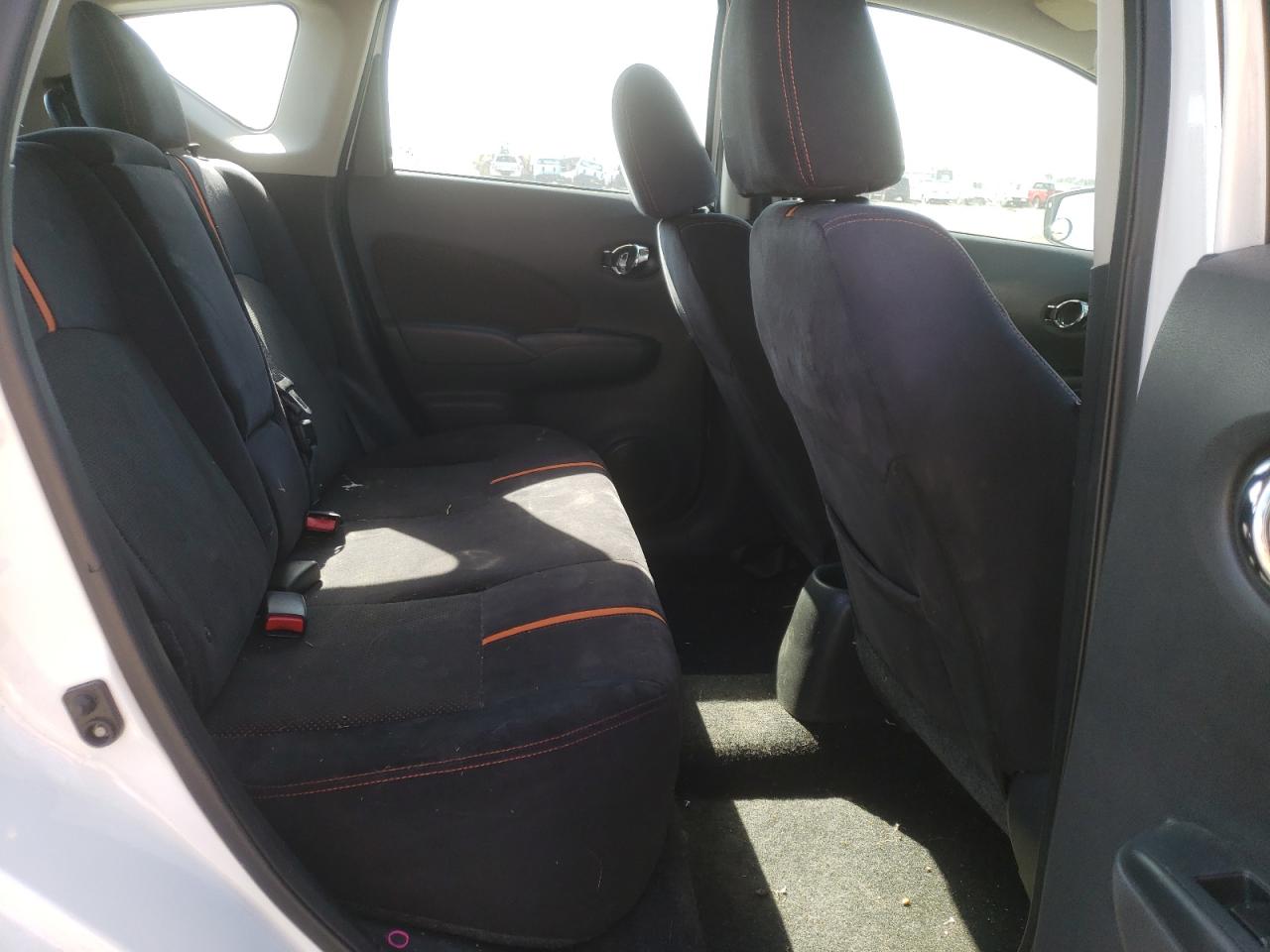 Photo 6 from auction – 2018 NISSAN VERSA NOTE with VIN 3N1CE2CP0JL355227