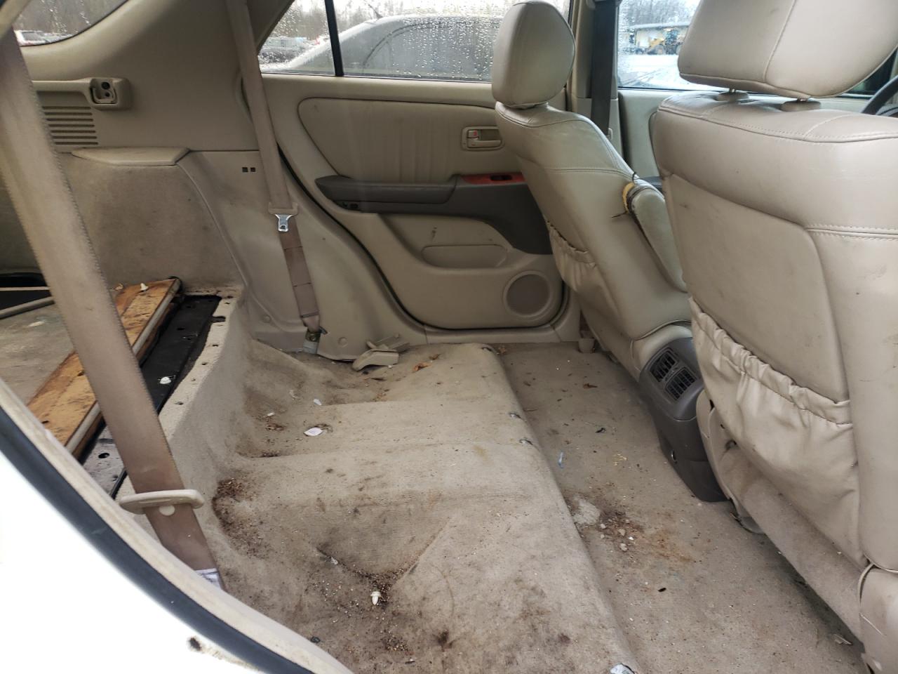 Photo 6 from auction – 2000 LEXUS RX 300 with VIN JT6GF10U9Y0081766