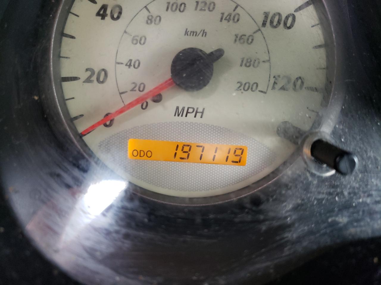 Photo 8 from auction – 2003 TOYOTA RAV4 with VIN JTEHH20V030203232