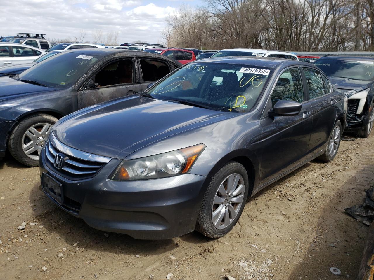 Photo 2 from auction – 2011 HONDA ACCORD EX with VIN 1HGCP2F70BA042546