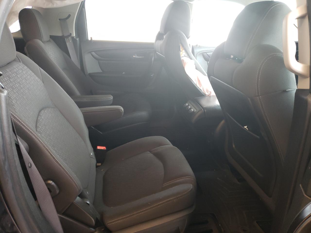Photo 6 from auction – 2015 GMC ACADIA SLE with VIN 1GKKRPKD2FJ258146