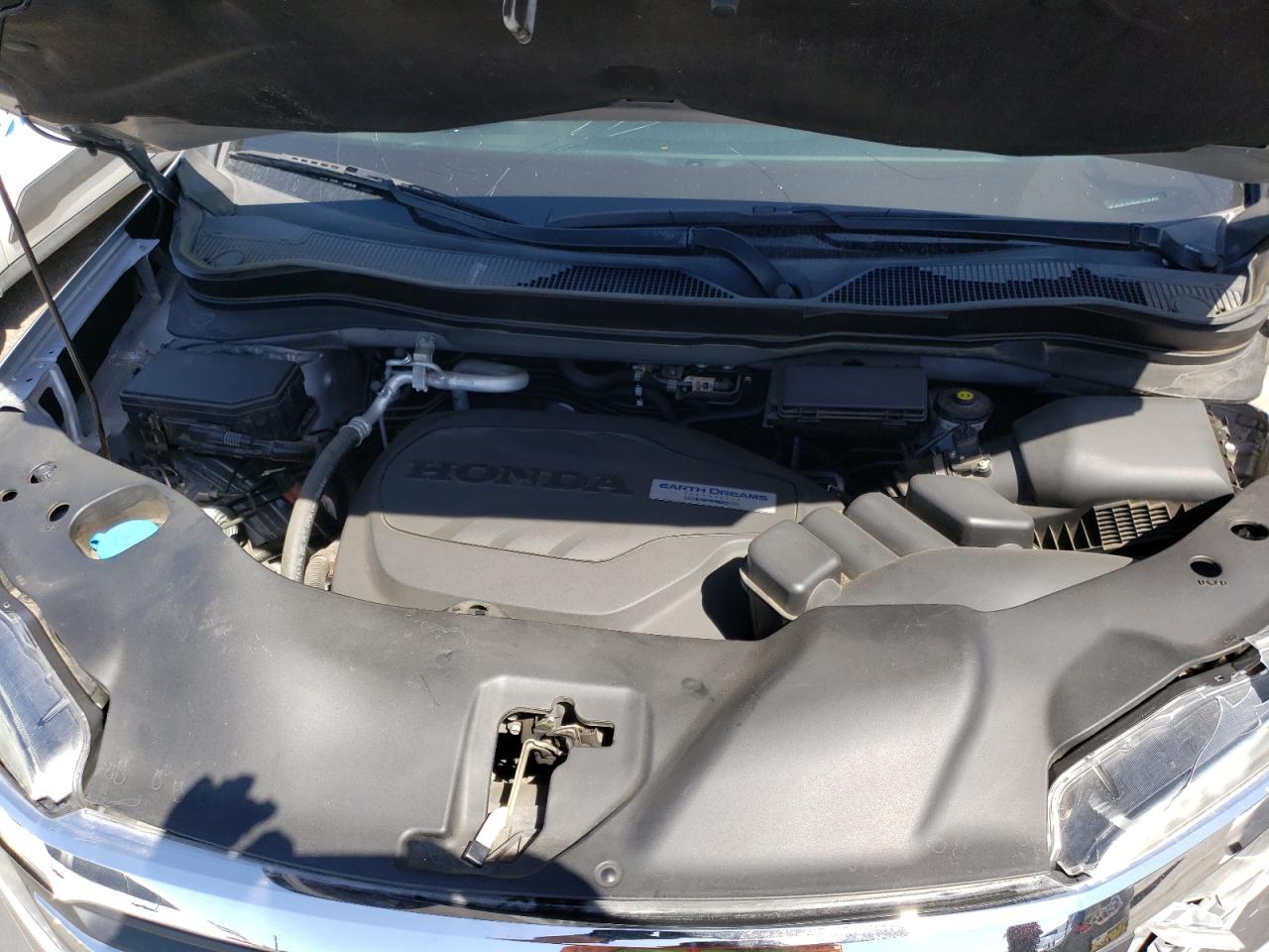 Photo 7 from auction – 2017 HONDA PILOT LX with VIN 5FNYF5H15HB024027