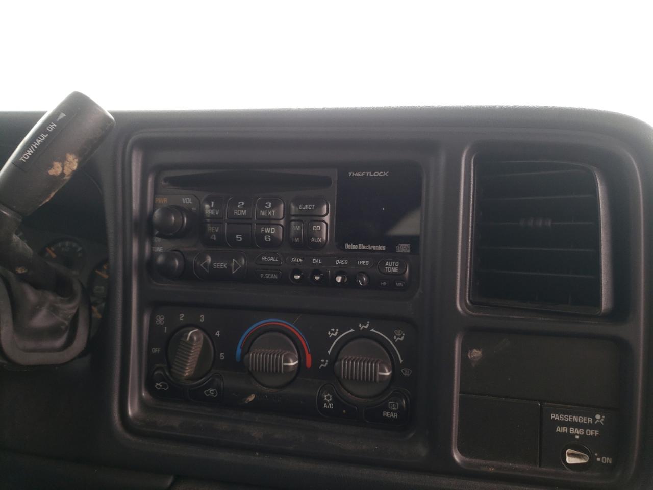 Photo 9 from auction – 2001 CHEVROLET SILVERADO with VIN 1GCHK29G41E289025