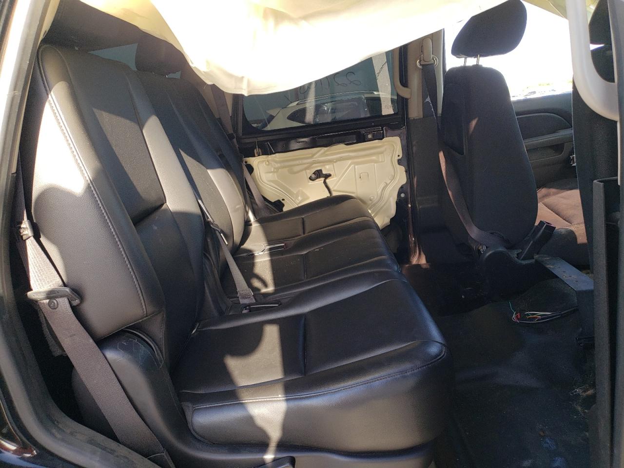 Photo 6 from auction – 2012 CHEVROLET TAHOE POLI with VIN 1GNLC2E01CR304017