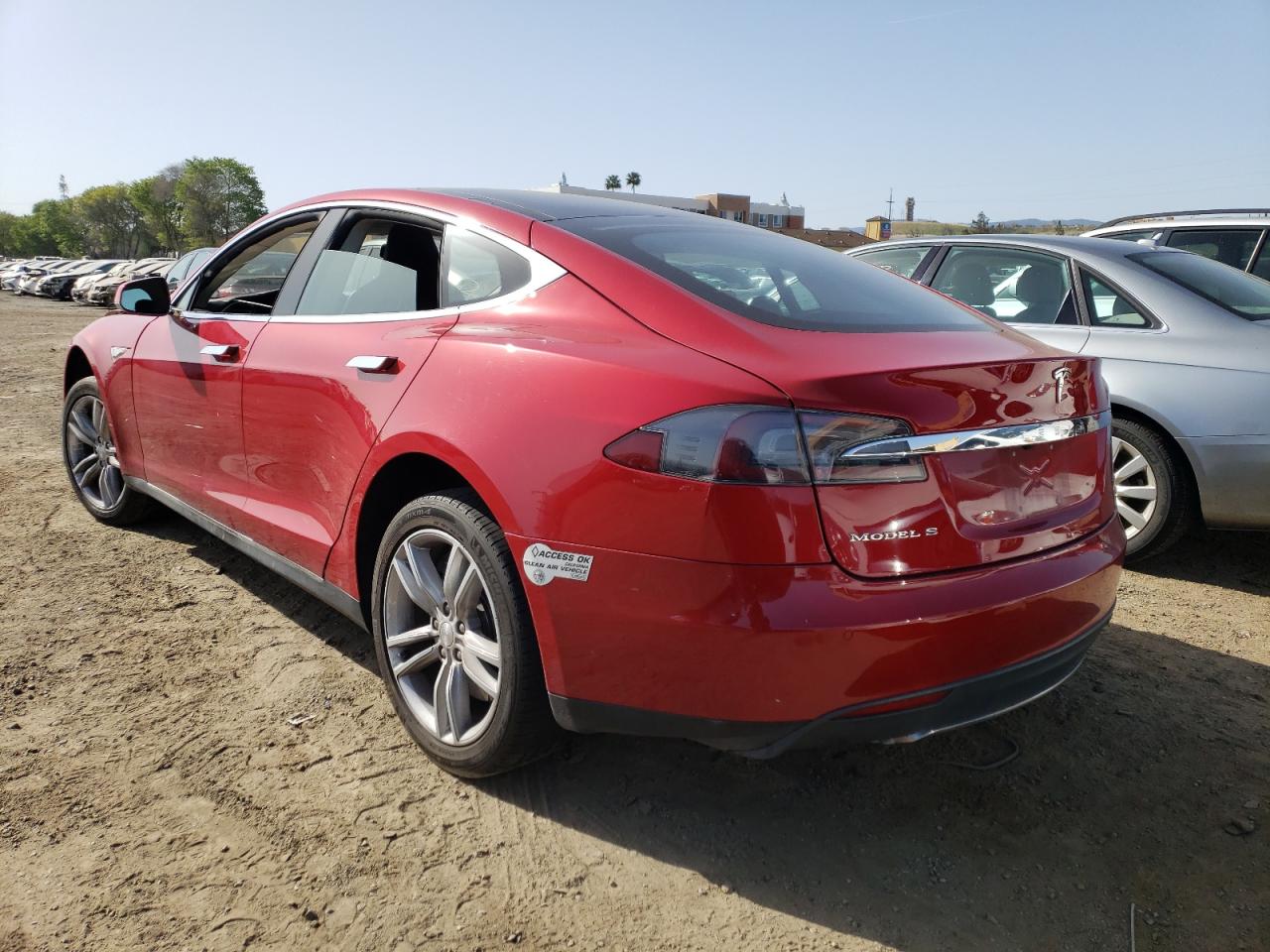 Photo 3 from auction – 2013 TESLA MODEL S with VIN 5YJSA1CN1DFP27898