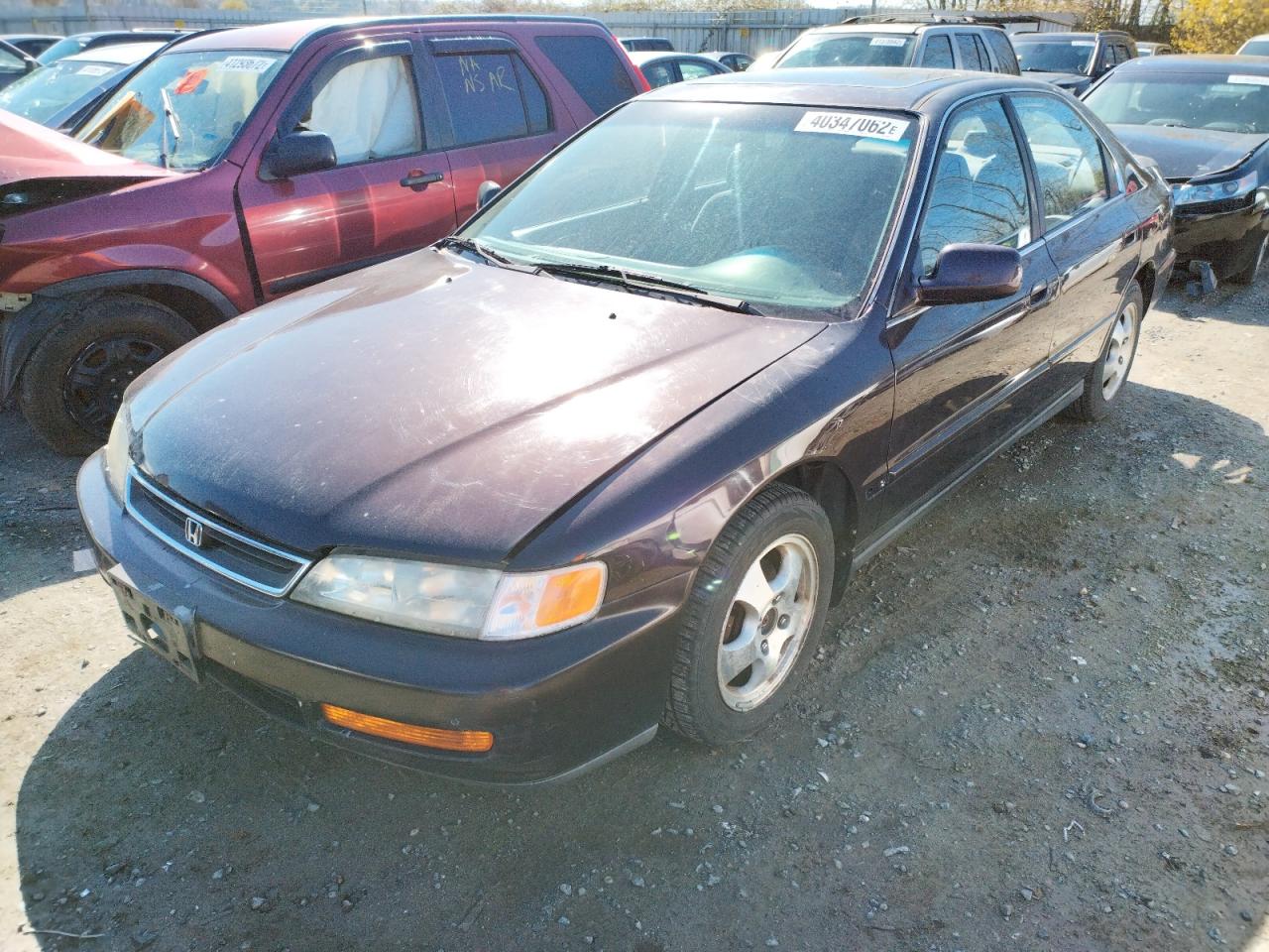 Photo 2 from auction – 1997 HONDA ACCORD with VIN 1HGCD5604VA154476