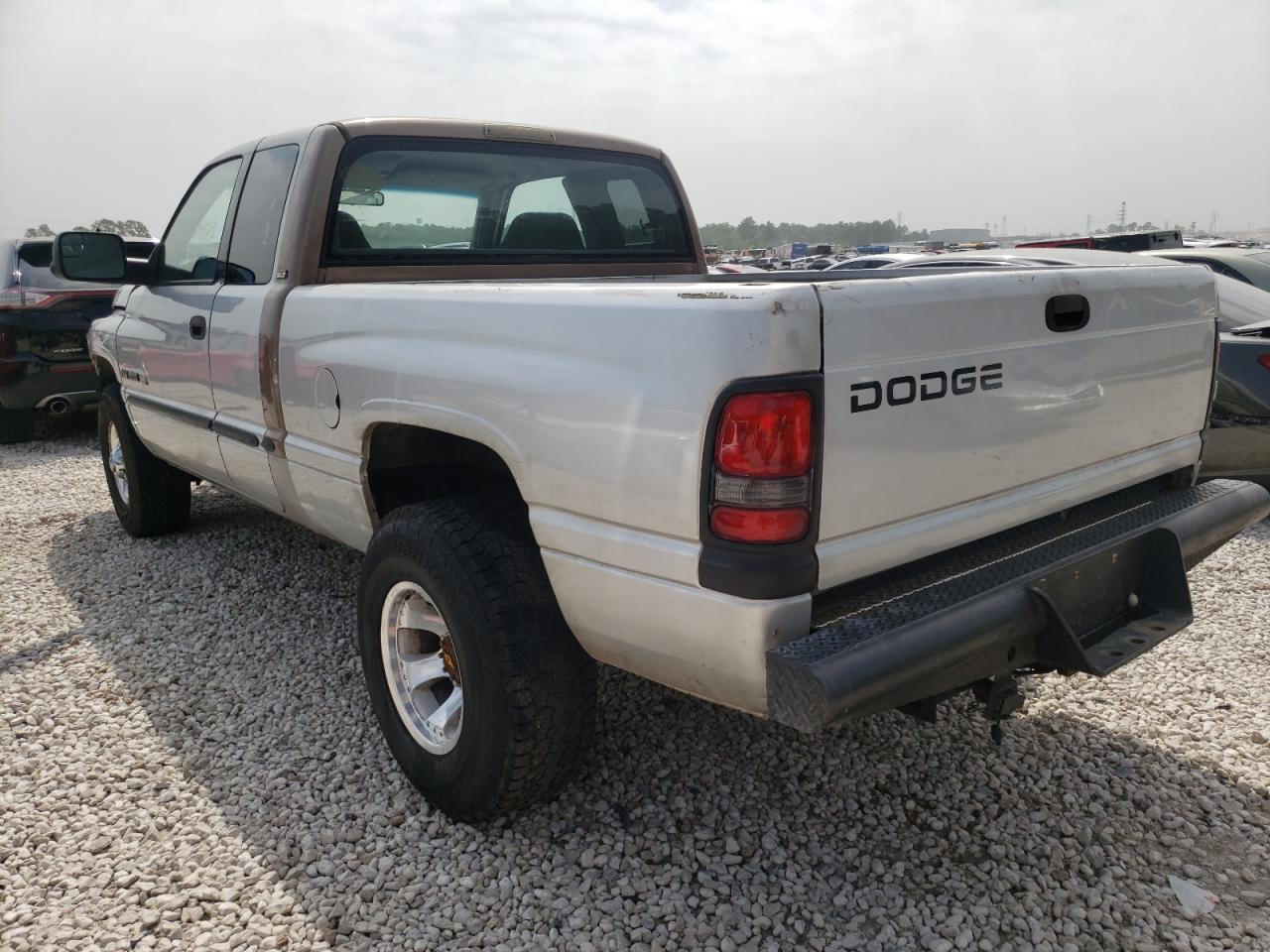 Photo 3 from auction – 2000 DODGE RAM 2500 with VIN 1B7KC2368YJ160855
