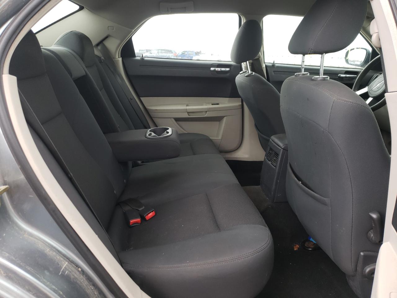 Foto 6 de la subasta – 2007 CHRYSLER 300 con VIN 2C3LA43R07H612172
