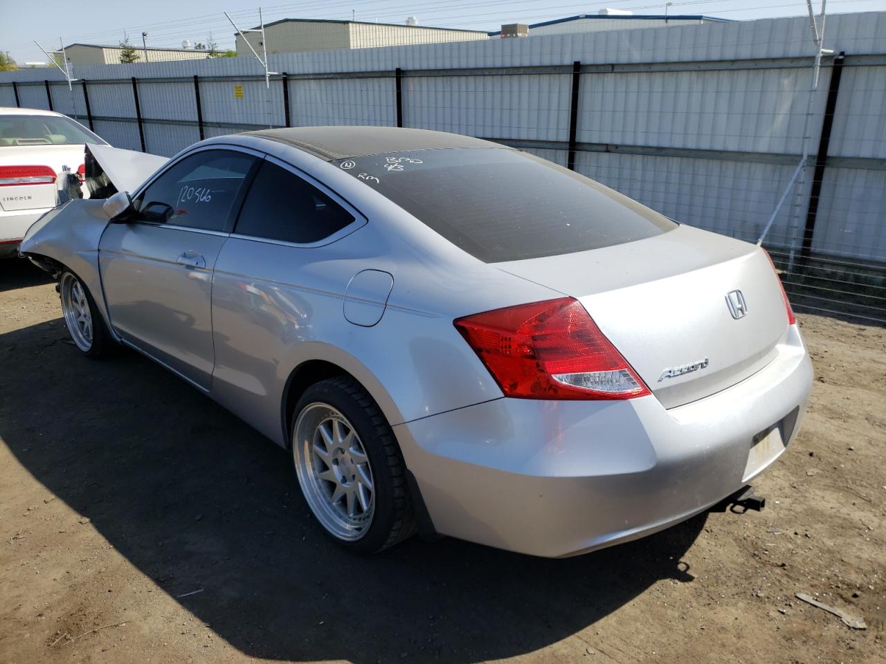 Photo 3 from auction – 2012 HONDA ACCORD LX with VIN 1HGCS1B34CA015380