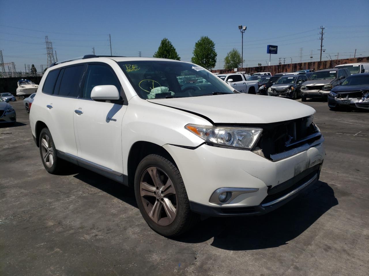 TOYOTA HIGHLANDER 2012 with VIN 5TDYK3EH5CS063688 - Photo from auction