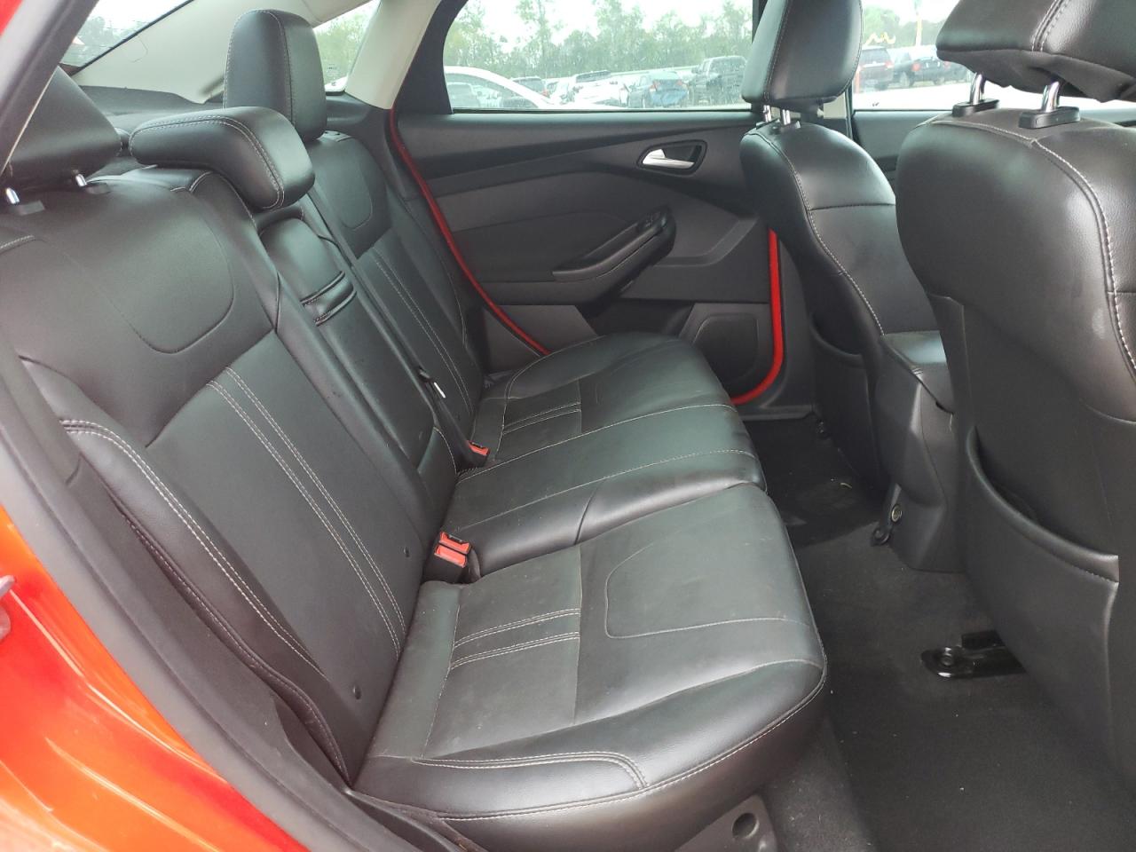 صورة رقم 6 من المزاد - 2012 FORD FOCUS SEL مع VIN 1FAHP3H29CL393060