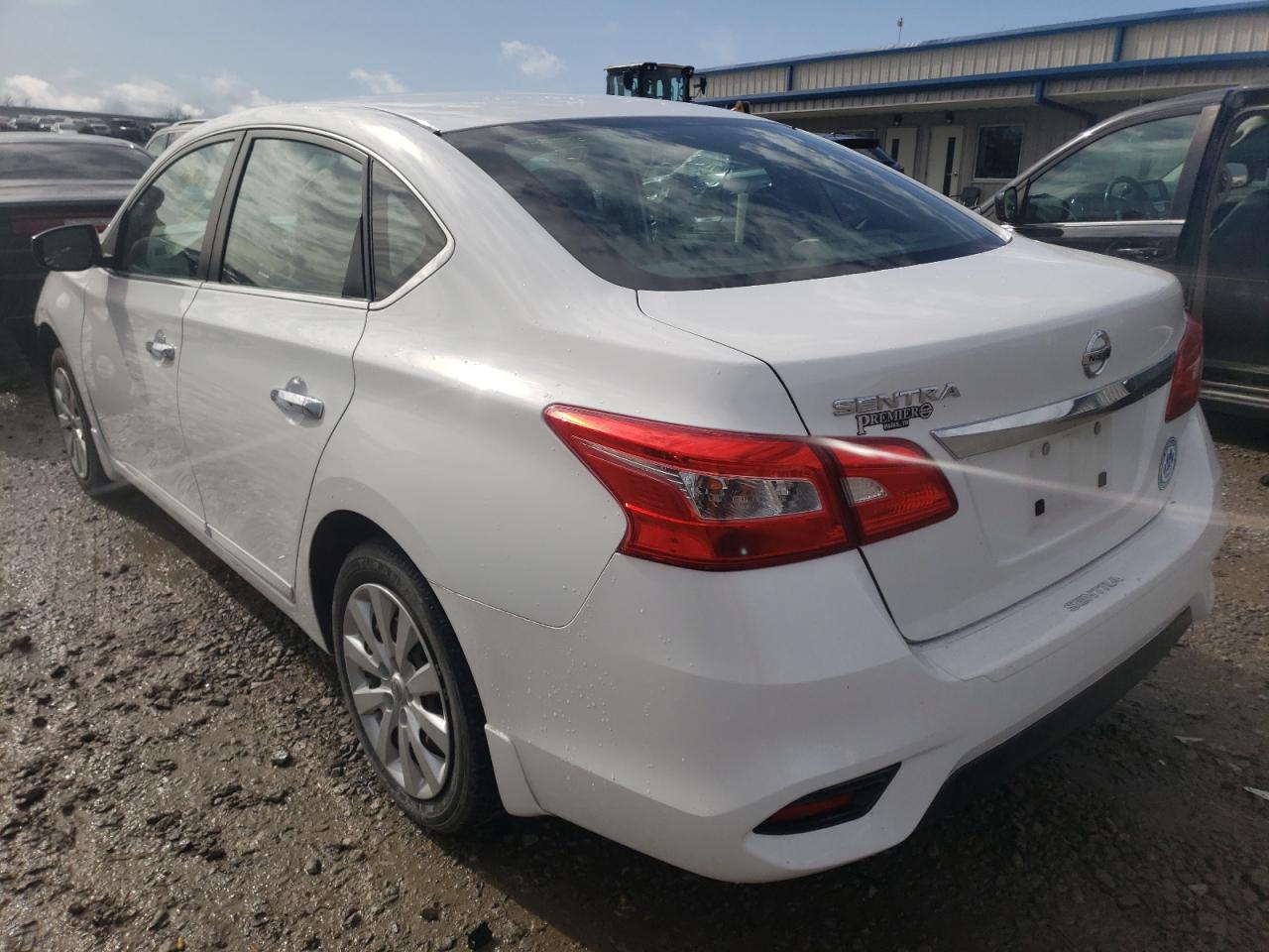 Photo 3 from auction – 2016 NISSAN SENTRA S with VIN 3N1AB7AP5GY211751