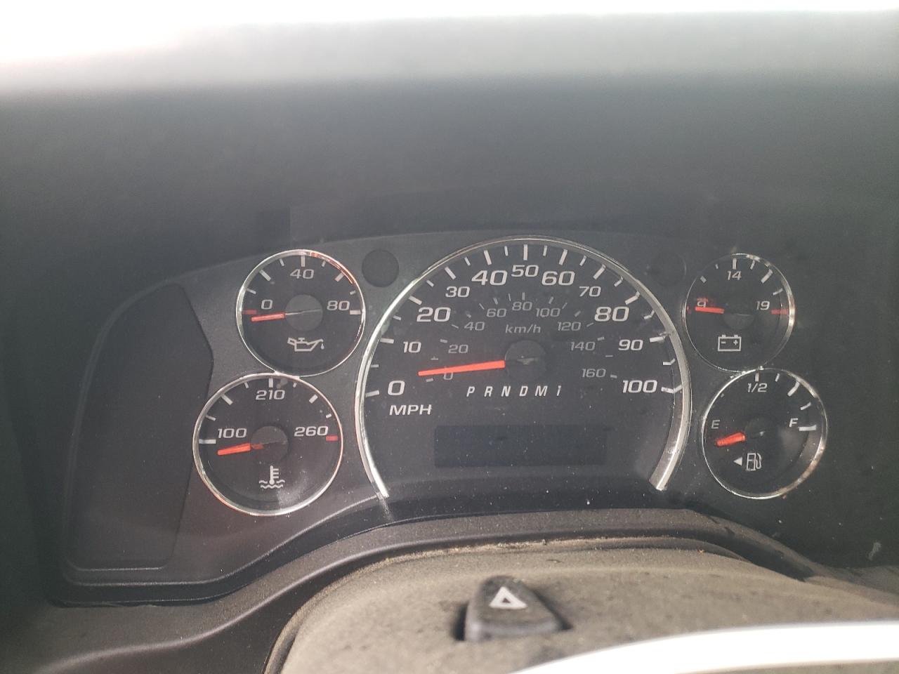 Photo 8 from auction – 2017 CHEVROLET EXPRESS G2 with VIN 1GCWGAFF9H1115497