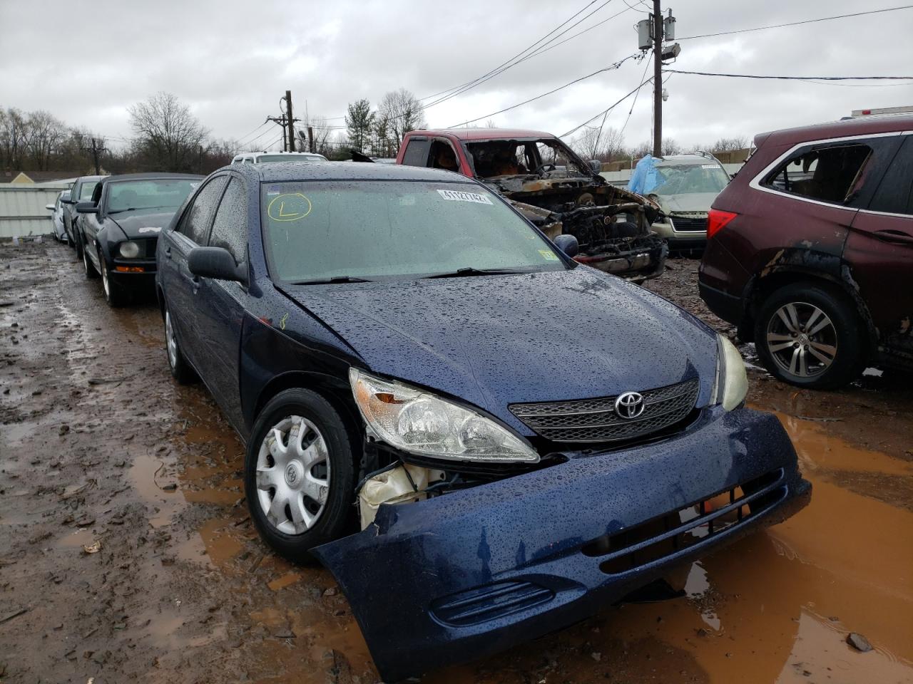 TOYOTA CAMRY LE 2002 with VIN 4T1BE32K92U575859 - Photo from auction