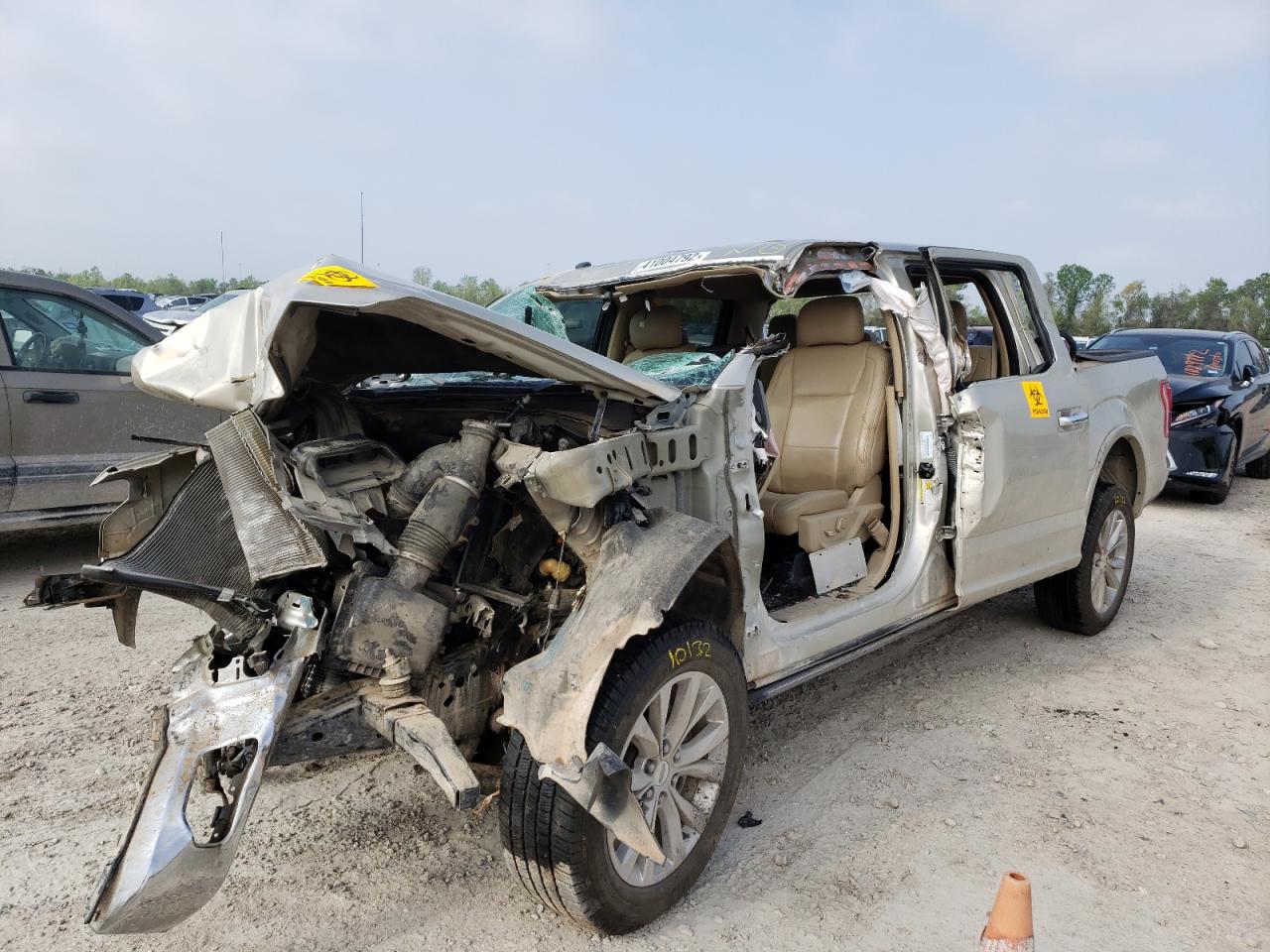 Photo 2 from auction – 2017 FORD F150 SUPER with VIN 1FTEW1CG3HFA97187