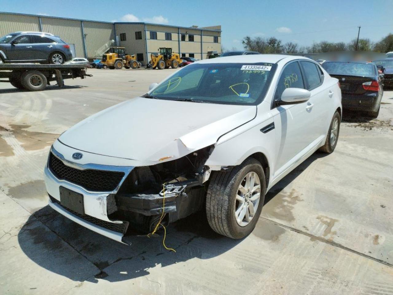 Photo 9 from auction – 2011 KIA OPTIMA LX with VIN KNAGM4A70B5132555