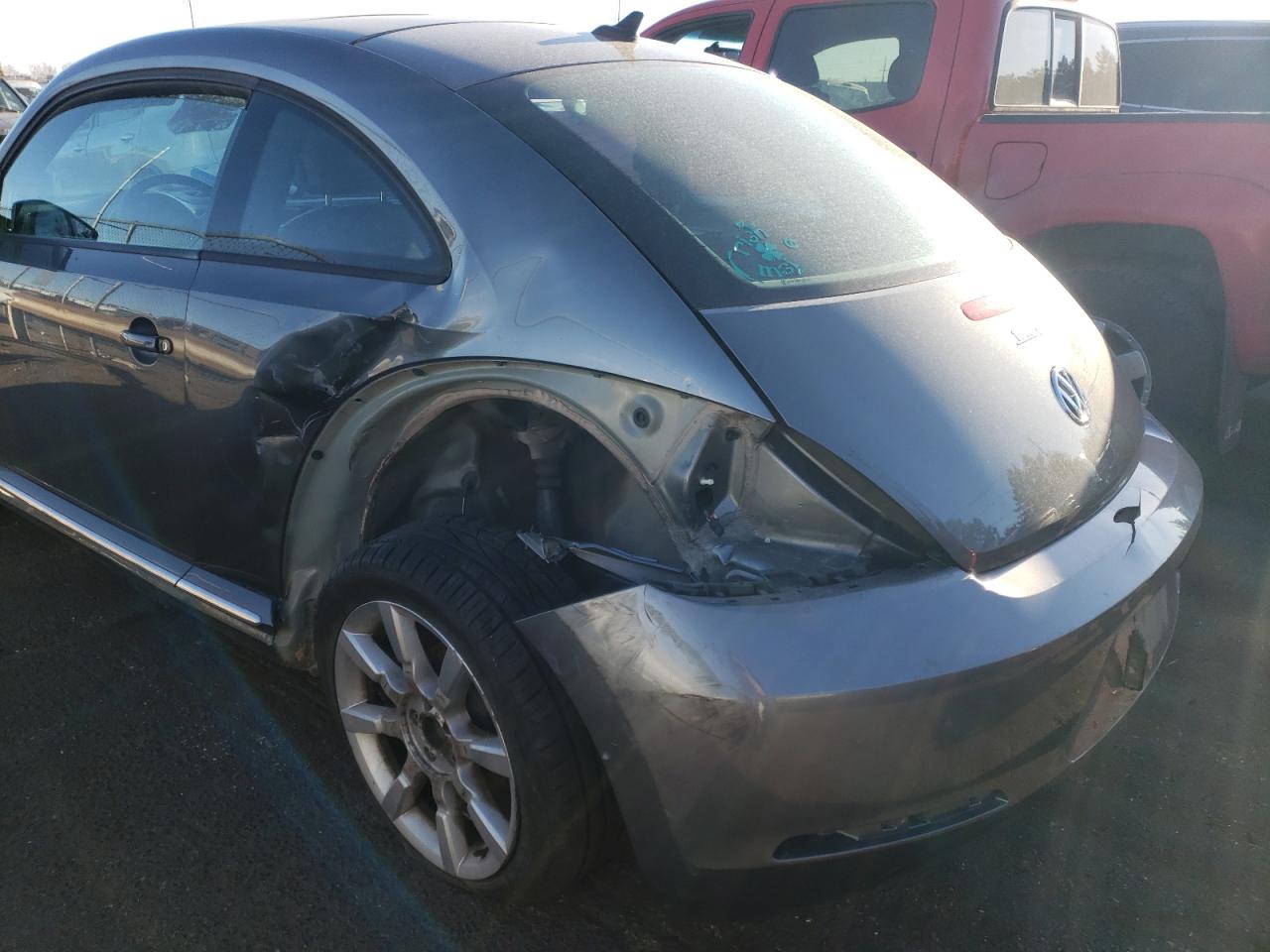 Photo 9 from auction – 2012 VOLKSWAGEN BEETLE with VIN 3VWJP7AT7CM630114