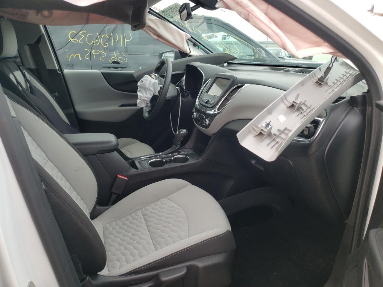 Photo 5 from auction – 2019 CHEVROLET EQUINOX LS with VIN 2GNAXHEV2K6121648