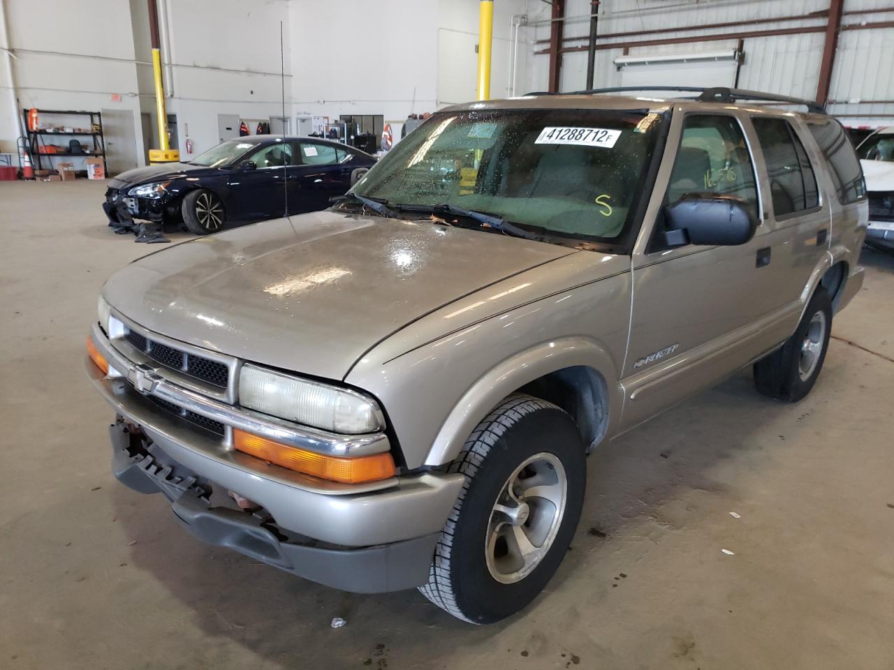 Photo 2 from auction – 2003 CHEVROLET BLAZER with VIN 1GNCS13X93K165793