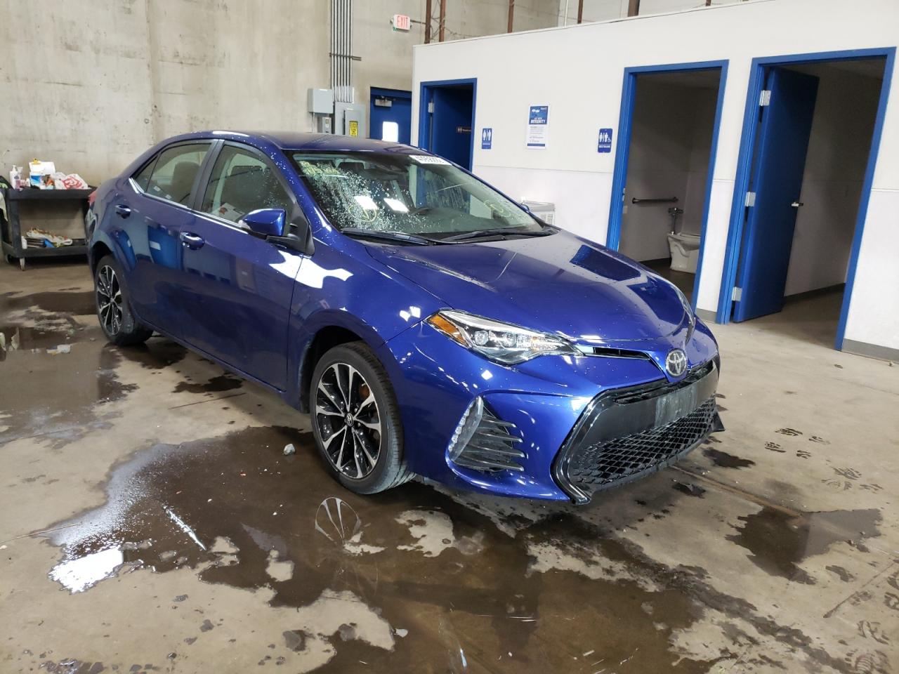 TOYOTA COROLLA L 2019 with VIN 5YFBURHE5KP932124 - Photo from auction