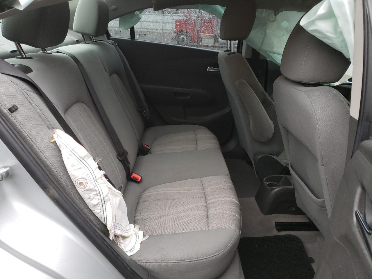 Photo 6 from auction – 2014 CHEVROLET SONIC LT with VIN 1G1JC5SH0E4236992