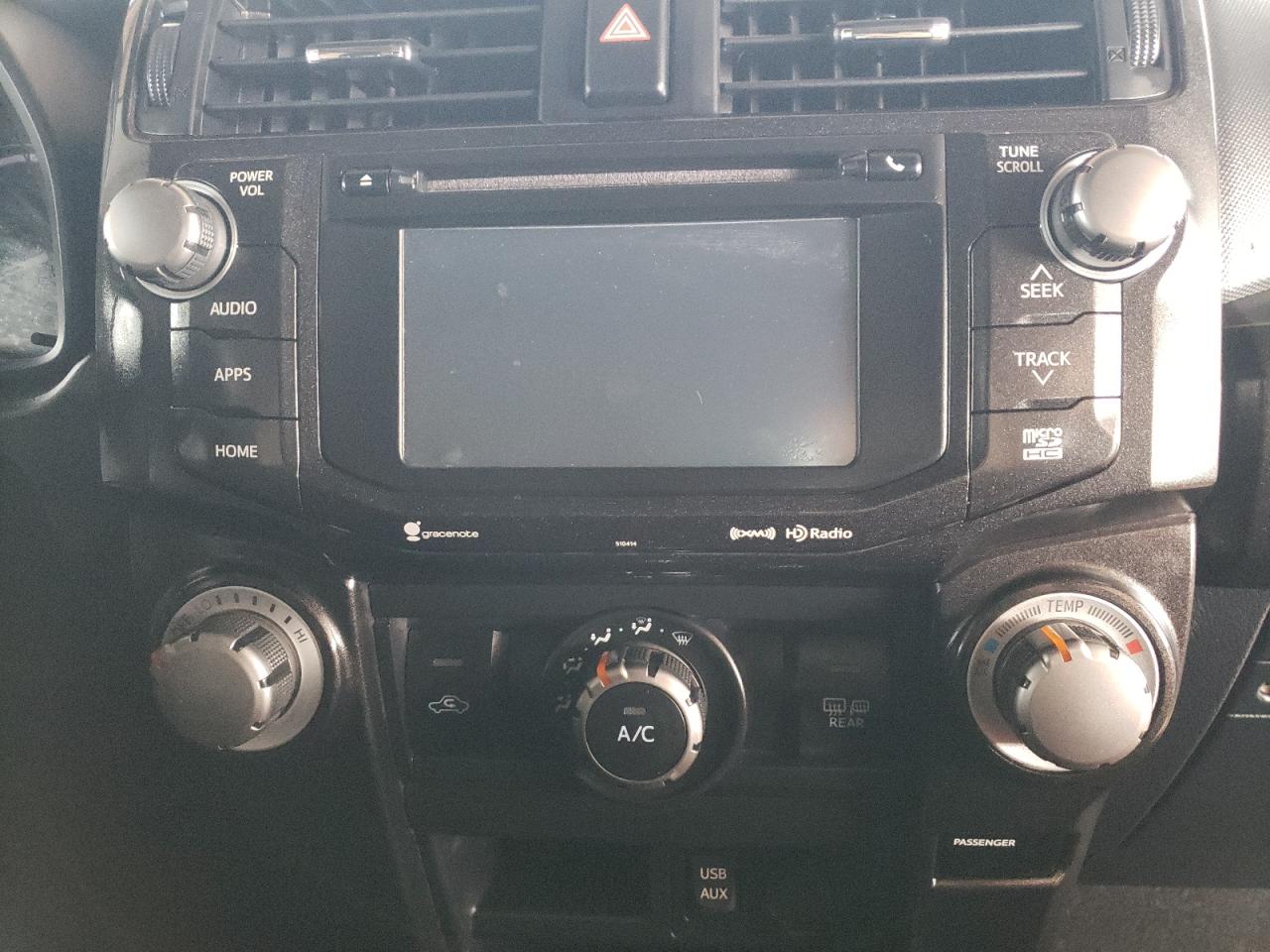 Photo 9 from auction – 2019 TOYOTA 4RUNNER SR with VIN JTEBU5JR1K5634829