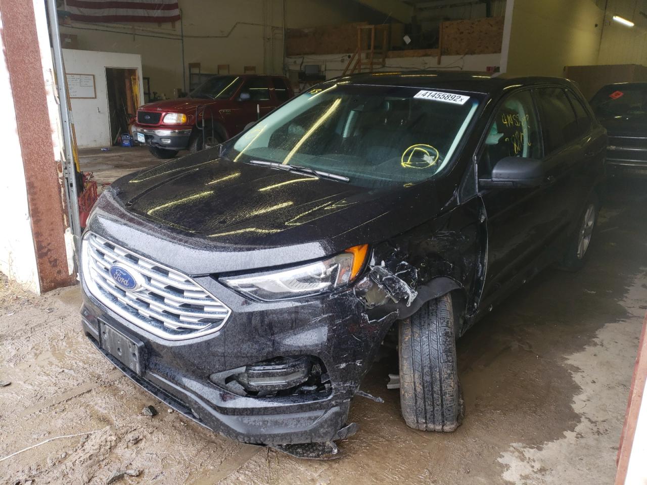Photo 2 from auction – 2019 FORD EDGE SE with VIN 2FMPK4G9XKBC51271