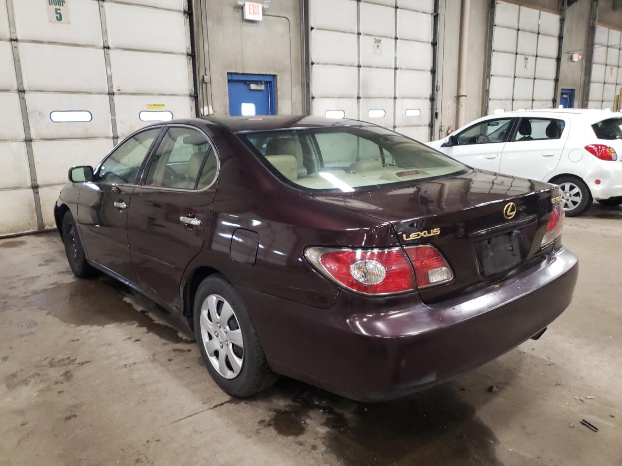 Photo 3 from auction – 2003 LEXUS ES 300 with VIN JTHBF30GX36018107