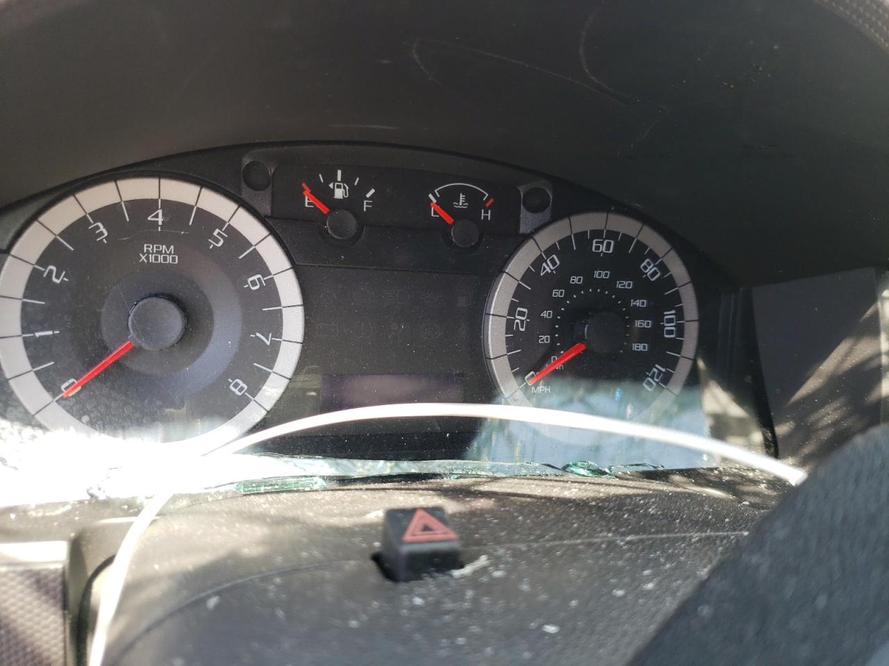 Photo 8 from auction – 2010 FORD ESCAPE LIM with VIN 1FMCU0EG6AKD37541